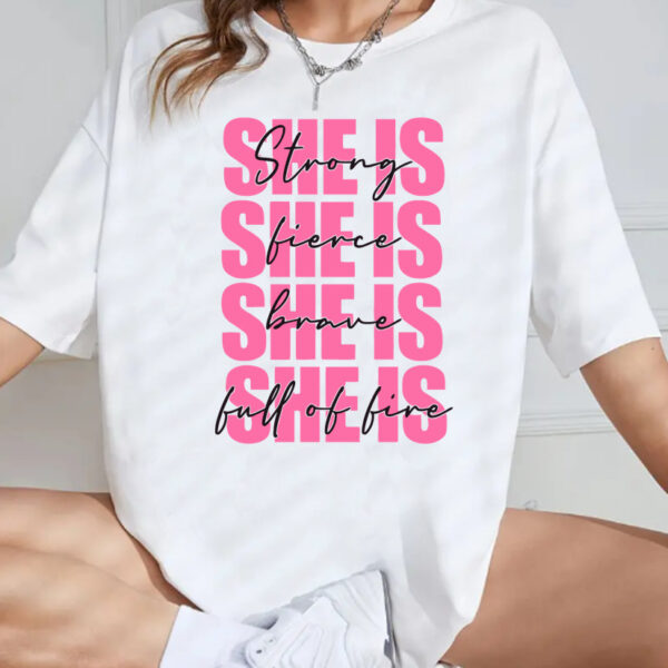 Unisex Κοντομάνικο She is  #231